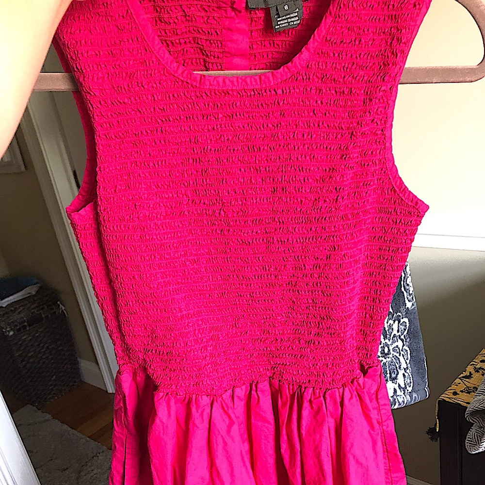 🐣3/$30🌷 Beautiful fuchsia poplin smocked minidress by French Connection, size 8 - Picture 3 of 8